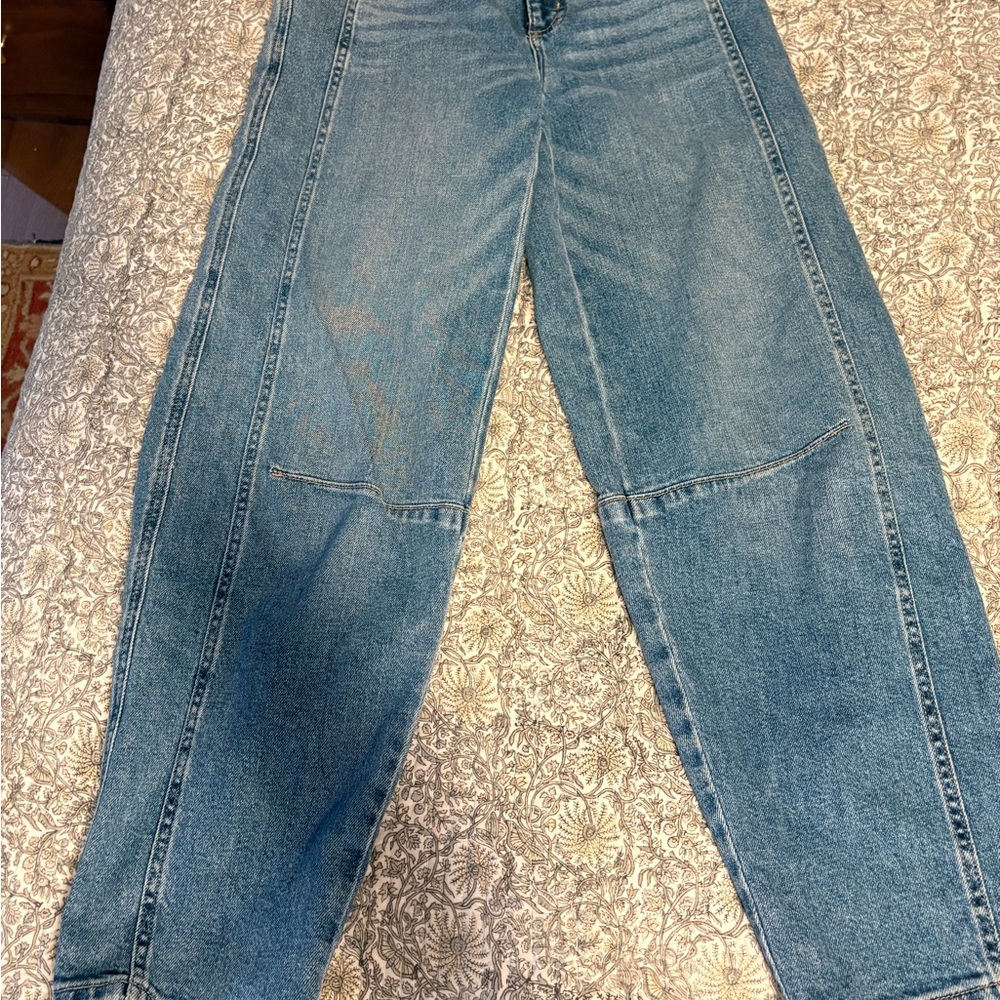 Classic High-Waist Barrel Leg Women’s Jeans - Blue